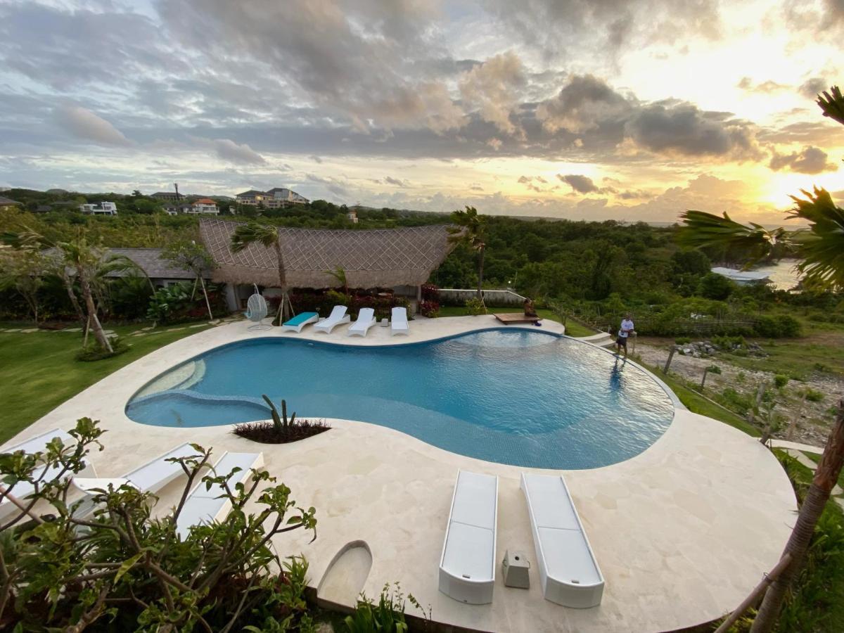 Bombora Balangan Resort ジンバラン エクステリア 写真